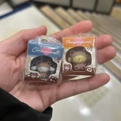 サンリオガチャガチャ シナモンロール ポムポムプリン ミニフィギュアキーホルダー