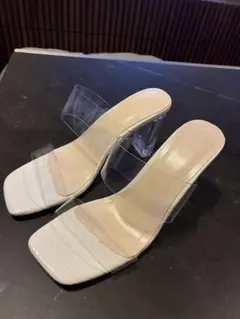 クリアヒールサンダルのサムネイル