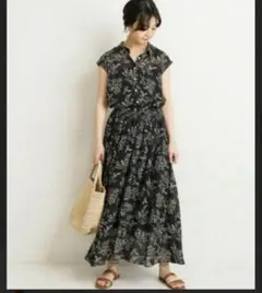 美品【タグ付】スローブイエナ　SLOBE IENA ミモザ柄　花柄　セットアップ 美品【タグ付】スローブイエナ SLOBE IENA ミモザ柄 花柄 セットアップ