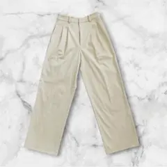 UNIQLOタックワイドパンツ S 標準丈 ツータック