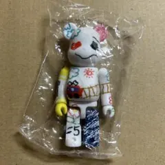 Item thumbnail for item a37cc935-ac2e-4dff-8a6f-31fad0f6d475