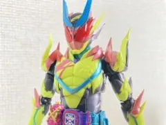 SHフィギュアーツ　仮面ライダーリバイス　サンダーゲイル