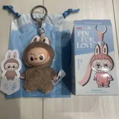 POPMART イニシャル　& ラブブ　PIN FOR LOVE