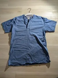 CIAOPANIC　ボタン付き青Tシャツ