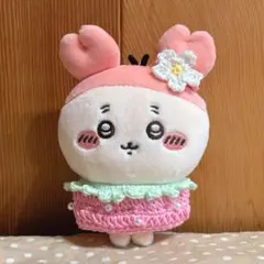 ちいかわ　古本屋　カニちゃん　マスコット　いちごみるく　苺　ケープ　コスチューム