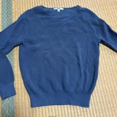 リブ編み ダークブルー Vネックセーター M