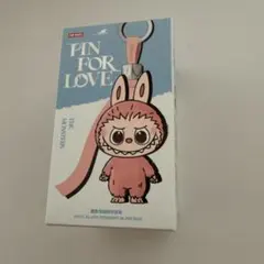 イニシャルラブブ　pin for love