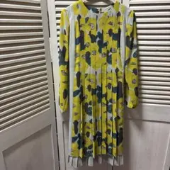HIROKO BIS イエロー、ベージュ　木の葉柄　ワンピース