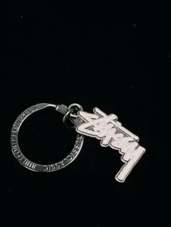 Stussy ロゴ型キーホルダー シルバー stussy(ステューシー) キーリング シルバー サイズ -｜【公式