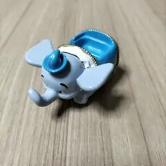 ディズニーリゾート　トミカ　空飛ぶダンボ