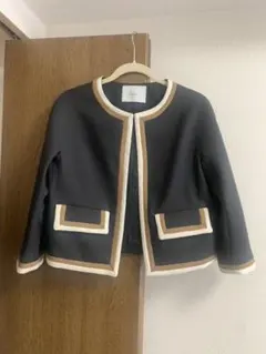 TIARAノーカラージャケット【美品】のサムネイル