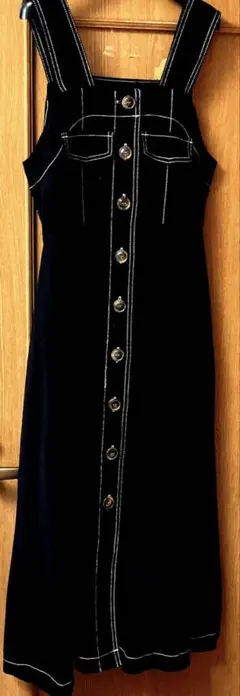 新品.未着用❣️OLIVE des OLIVEブラックデニムジャンパースカートのサムネイル