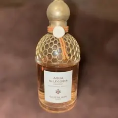 GUERLAIN アクア アレゴリア ハーベスト マンダリン バジリック　香水のサムネイル