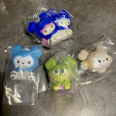 TWICE × サンリオ マスコットチャーム 4点セット