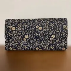印傳屋　長財布　紺地白漆アメリカブルーのサムネイル