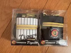 阪神タイガース スカーフ付 チャームポーチ