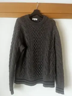 ダークグレー ケーブルニットセーター　GLOBAL WORK