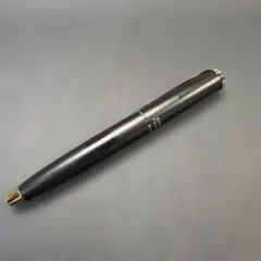 Item thumbnail for item a9fae1fa-77eb-4763-9180-5e21081d7642