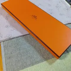 HERMES ギフト箱 空箱 リボン付き - メルカリ