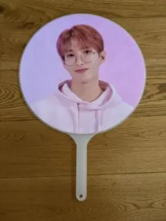 2026年最新】seventeen うちわ ドギョムの人気アイテム - メルカリ