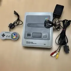 Nintendo スーパーファミコン本体 コントローラー付