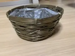 Item thumbnail for item 7d91c960-3618-427d-8e46-cac07b0e997e