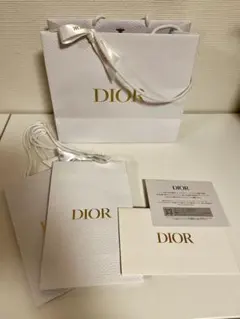 Dior ホワイト ショッパー 未使用 カード付き
