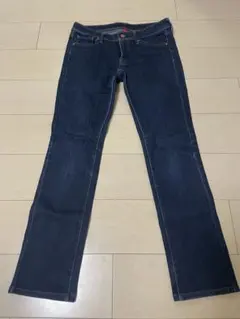 ダークブルー ストレートデニム　UNIQLO