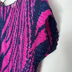 古着 シャーリングカットソー アート フレンチスリーブ ピンク サテン レトロ