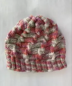 【未使用品】ハンドメイド ニット帽 ピンク系 編み込み 大人用