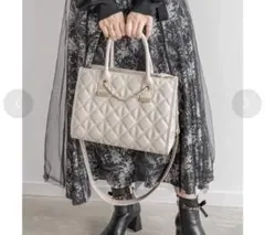 RANDAベージュ キルティング ショルダーバッグ　ハンドバッグ　チェーン