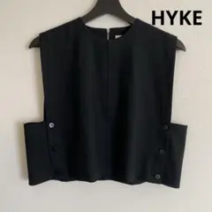 HYKE ハイク CROP TOPブラック ベスト 2のサムネイル