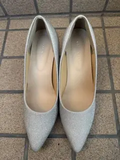 AmiAmi 走れるポインテッドトゥパンプス　　　　　　シルバーラメ　24cm