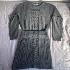 グレー ケーブル編み 長袖ニッ　セットアップ　ケーブルニットワンピース