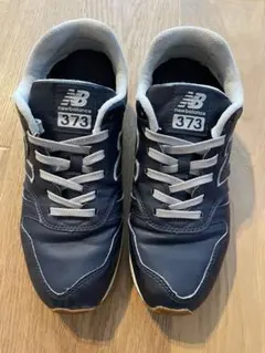 週末限定値下げ! new balance 373 レザー ネイビー スニーカー