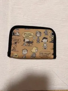 【PEANUTS】ケース