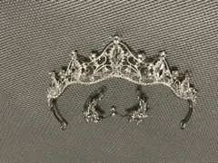 ティアラとイヤリングセット