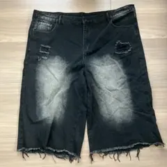 【未使用】デニムハーフパンツ　4XL　ブラック　ダメージ加工のサムネイル