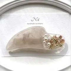 ピンクのバイカラーバレッタ