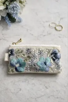 インド刺繍花柄ポーチ カラビナ付き　コインケース