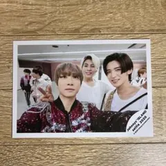 SnowMan Travis Japan 公式写真　セルフィー　混合