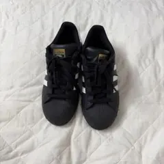 adidas SUPERSTAR ブラック　ホワイトのサムネイル