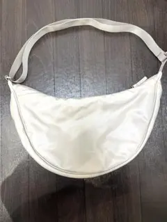 UNIQLO ユニクロC レザータッチラウンドバッグ ショルダーバッグ
