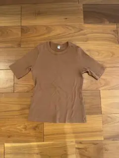 【UNIQLO】ブラウン 半袖Tシャツ Sサイズ