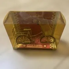 ゴールドカラー　ミニチュア自転車