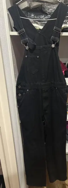 黒デニムサロペット