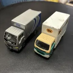 トミカ 佐川急便 いすゞ エルフ ＆ ヤマト運輸 クール宅急便のサムネイル