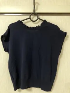 【本日限定出品】フリル　半袖ニット　リバーシブル　ネイビーのサムネイル