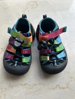 keen キッズ サンダル マルチカラー 洗える