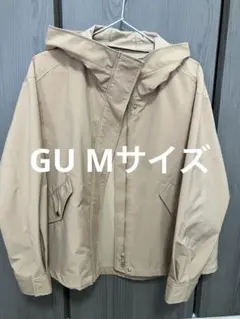 【匿名配送】GU マウンテンパーカー　Mサイズ